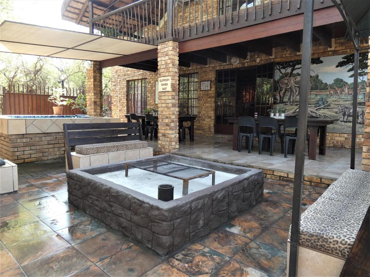 Weltevrede Lodge - Self Catering Houses Marloth Park Exteriör bild