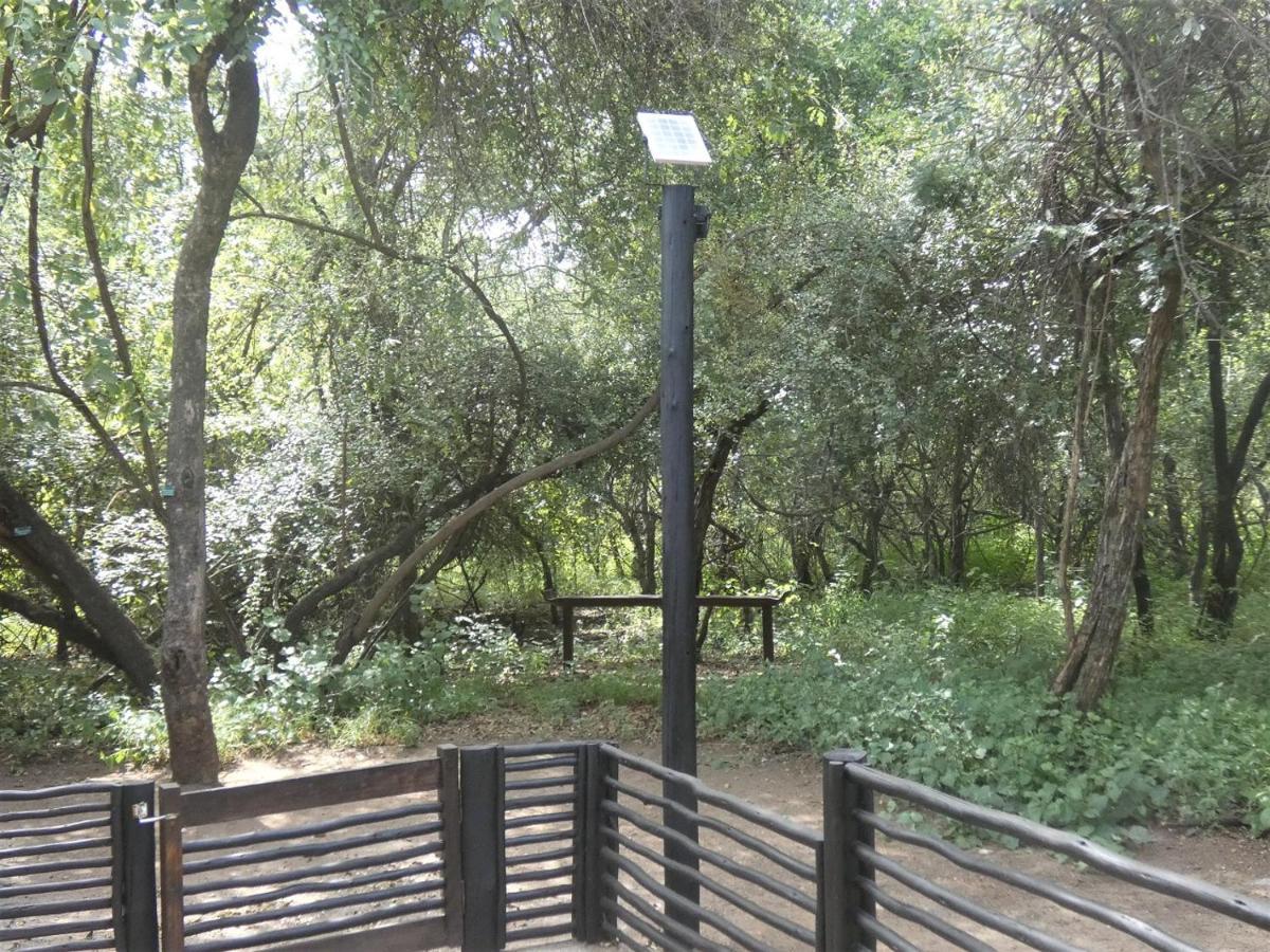 Weltevrede Lodge - Self Catering Houses Marloth Park Exteriör bild