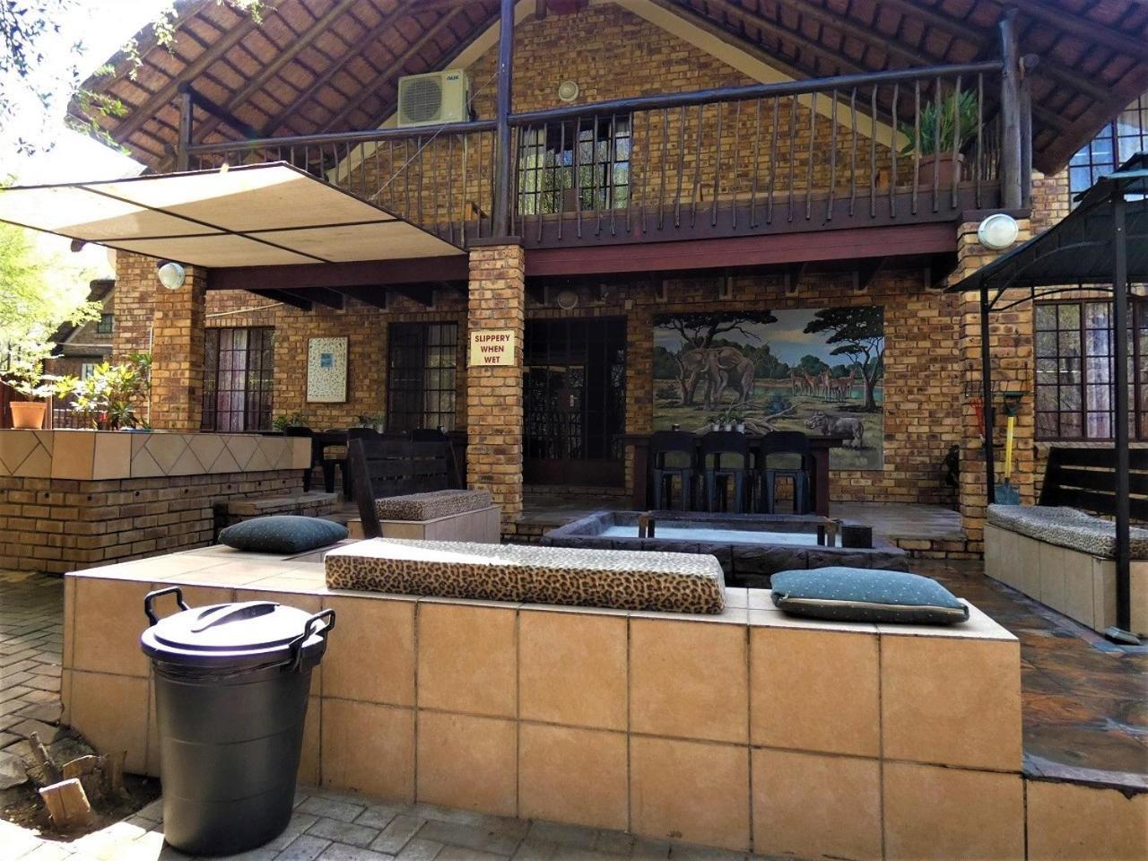 Weltevrede Lodge - Self Catering Houses Marloth Park Exteriör bild